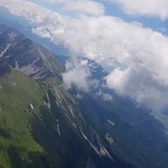 Verortung via Georeferenzierung der Kamera: Aufgenommen in der Nähe von Jesenice, Slowenien in 2700 Meter